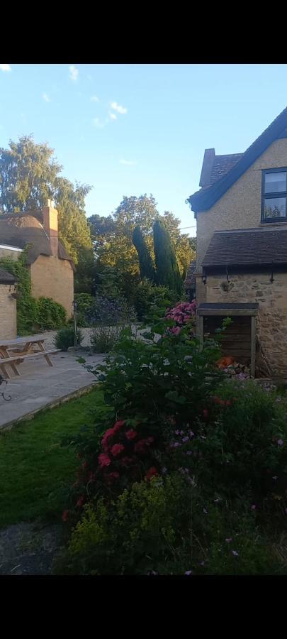 Aldon Farmhouse Villa Yeovil Eksteriør billede